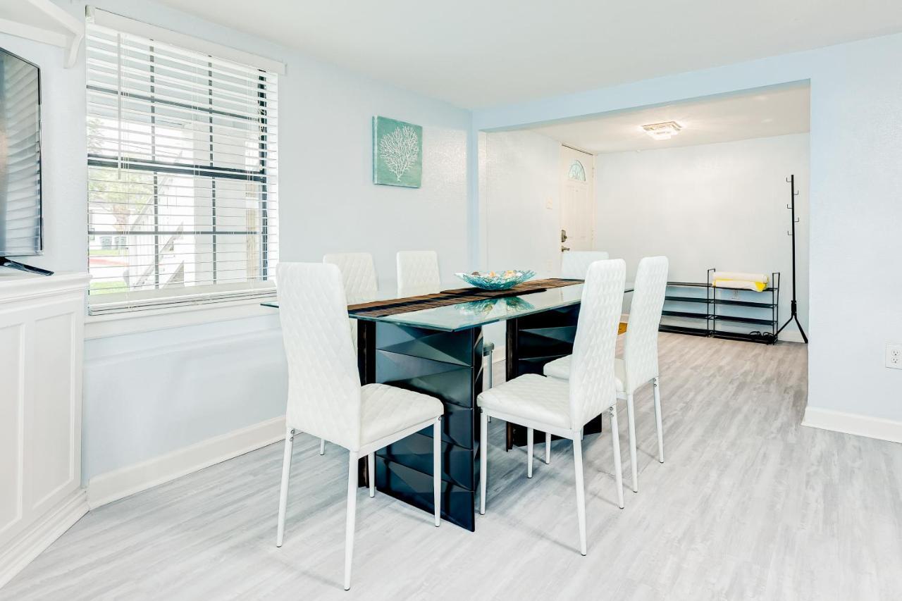 Ocean Waves Villa Galveston Eksteriør billede